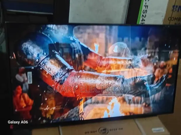 Samsung 43-Inch Smart Television – Stylish Energy Efficient · Photo 1