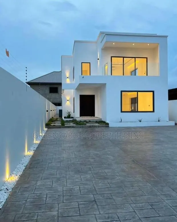 4bdrm House in Lakeside for sale · Photo 1
