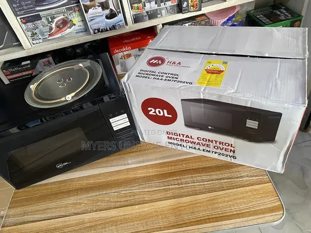 Digital Control Microwave Oven - 20L Capacity (H A) · Photo 1