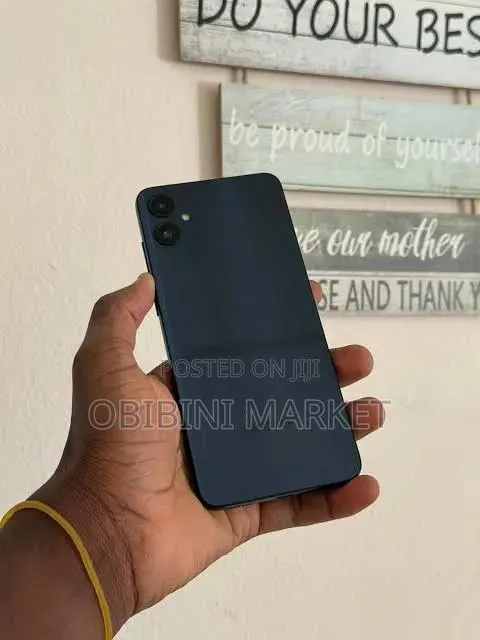 Samsung Galaxy A05 64 GB Black · Photo 3