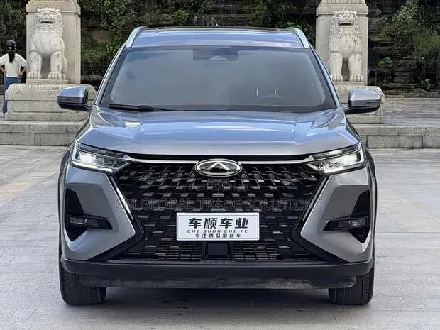 Chery Tiggo 8 Pro 2024 Silver · Photo 1