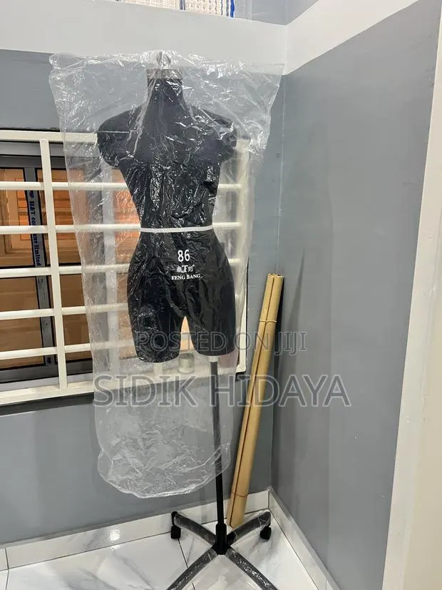 Women Full Body Draping Mannequin · Photo 1