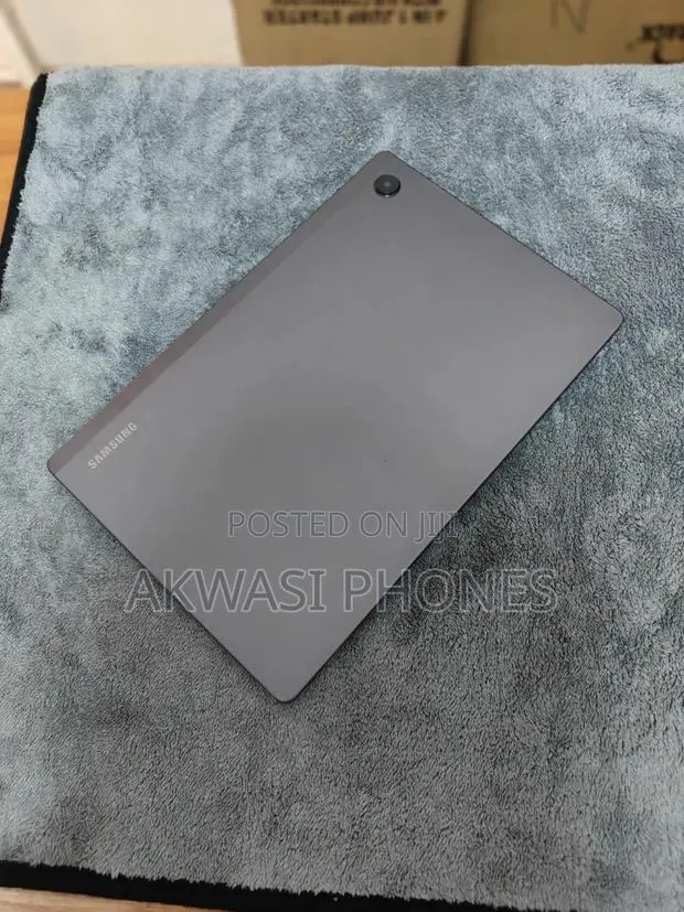 Samsung Galaxy Tab A8 10.5 2021 32 GB Black · Photo 1