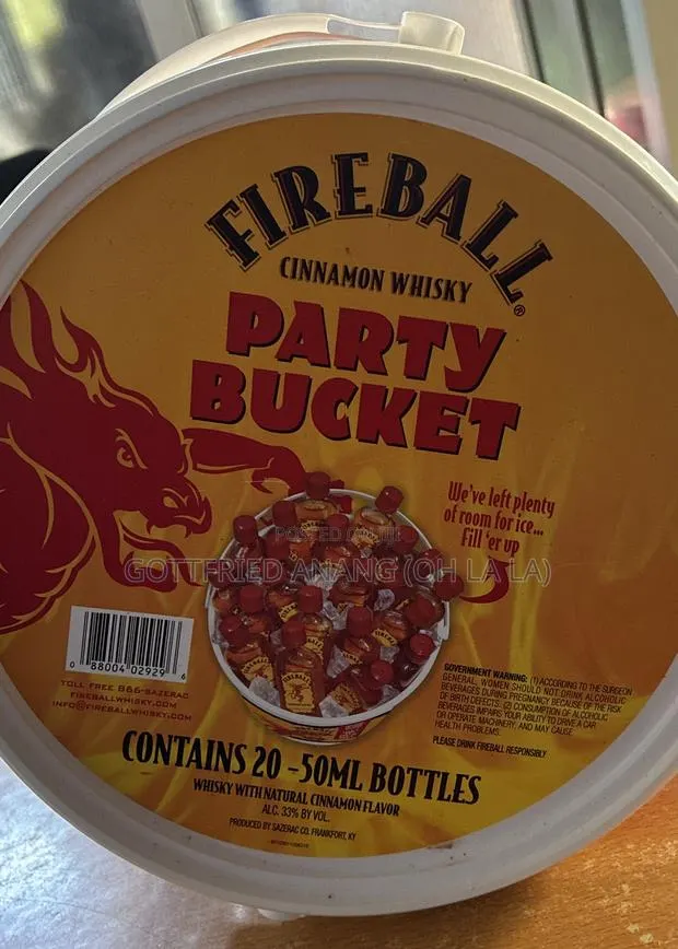 Fireball Cinnamon Whisky Party Bucket 20-50ml Bottles · Photo 1