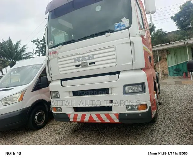 Double Axle Truck · Photo 1