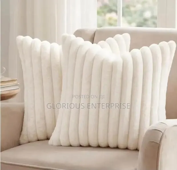 Fluffy Cushion · Photo 1