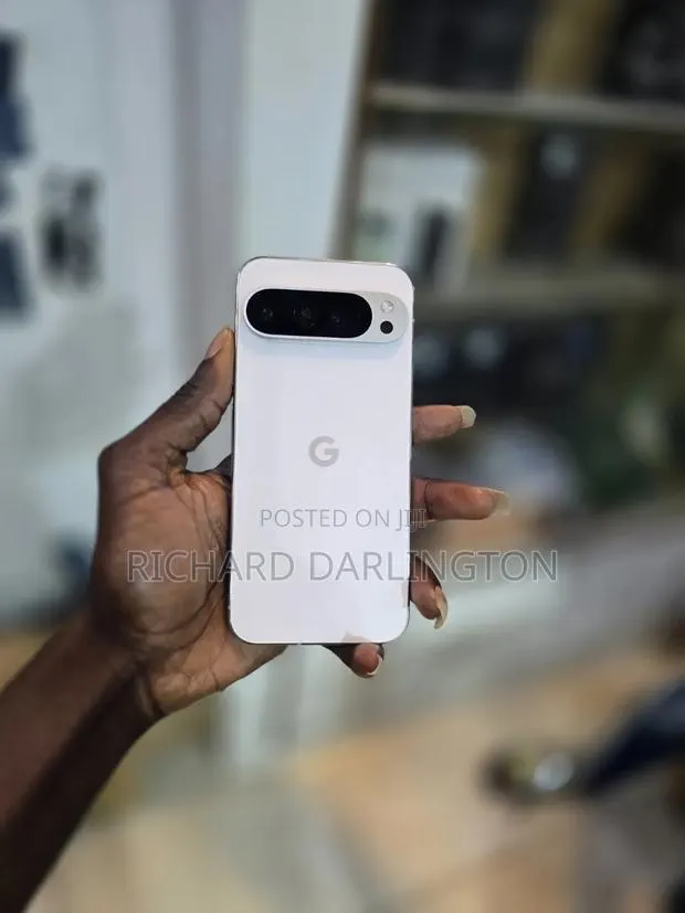 Google Pixel 9 Pro XL 128 GB White · Photo 1