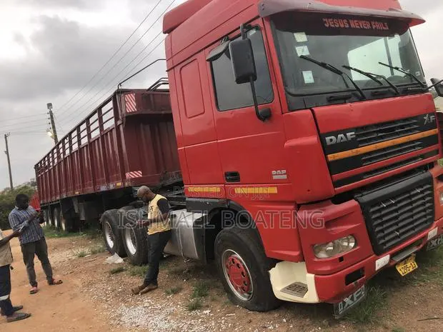Daf Euro4 XF Head Double Axle for Sale · Photo 1