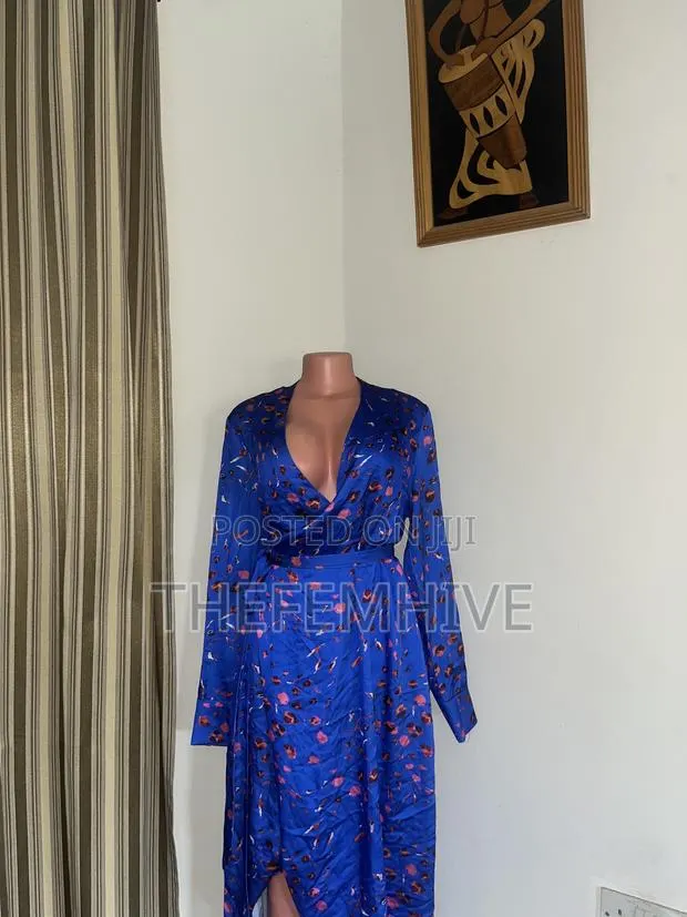 Blue I Saw It First Wrap Dress Thrift · Photo 1