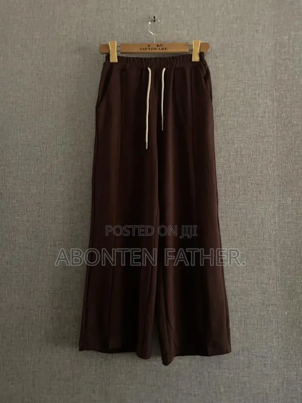 Sweet Sweatpants · Photo 1