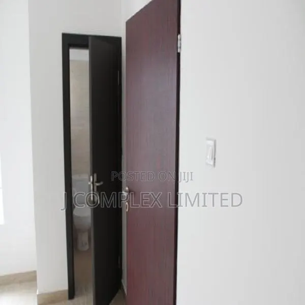 4bdrm House in Trade Fair for sale · Photo 1