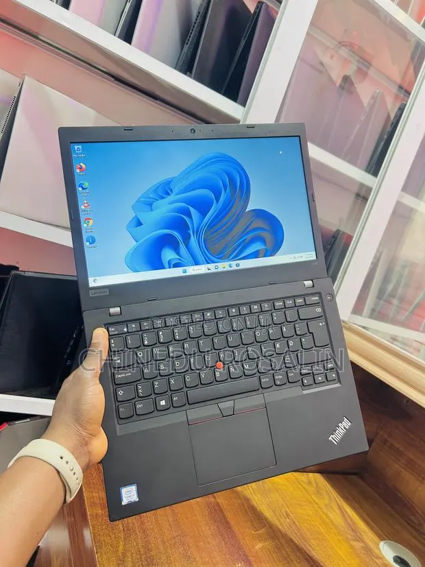 Laptop Lenovo ThinkPad L480 8GB Intel Core i3 SSD 128GB · Photo 1