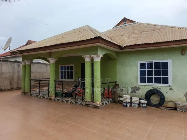 4bdrm House in Nkoransa Ampabame,, Kumasi Metropolitan for sale · Photo 1