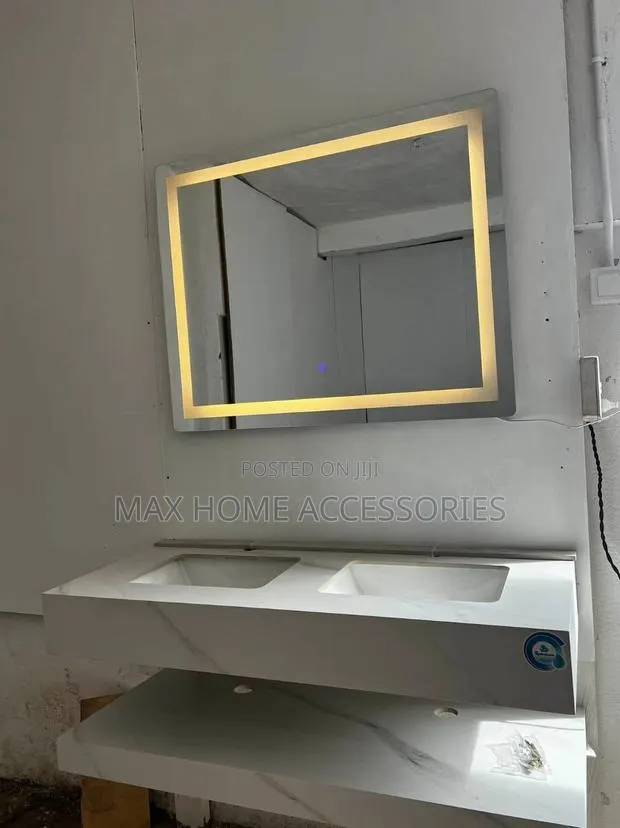 Hydrobano Double Cabinet Basin · Photo 1