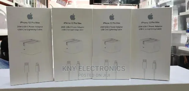 iPhone 12pro Max Charger · Photo 1