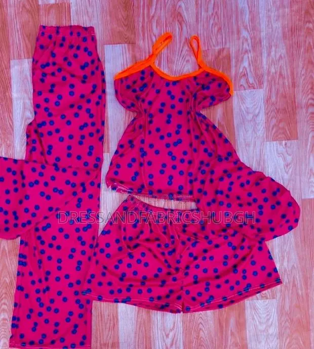 Ladies Nightwear · Photo 1