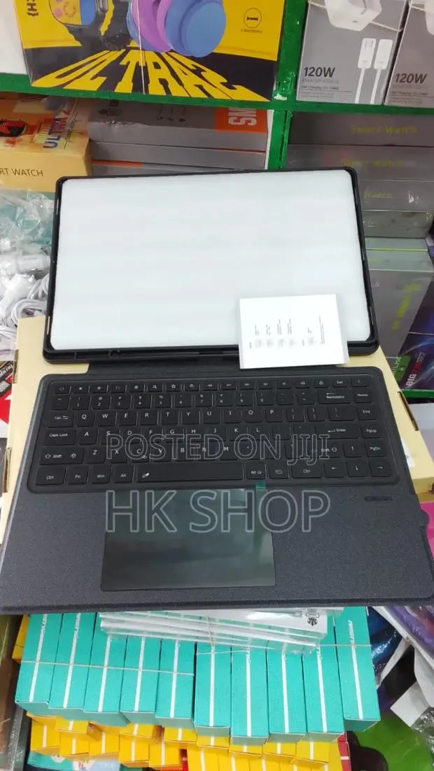 Samsung Galaxy Tab S10 Ultra Smart Keyboard Case · Photo 1