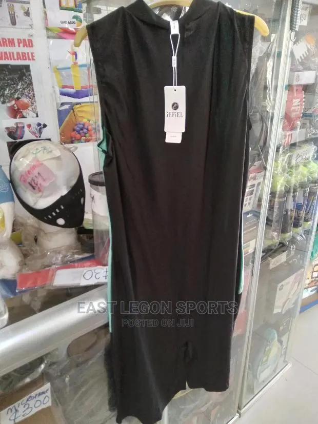 Swimmimg Suit for Ladies Black · Photo 1