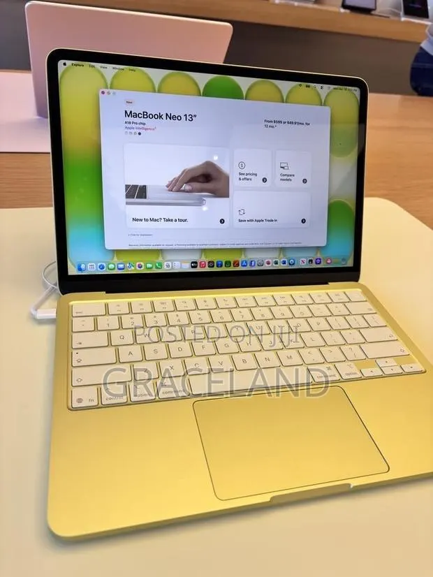 New Laptop Apple MacBook Neo 2026 8GB Apple M1 SSD 256GB · Photo 1