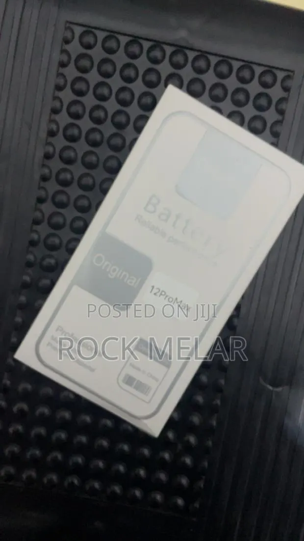 iPhone 12 Pro Max Battery · Photo 1