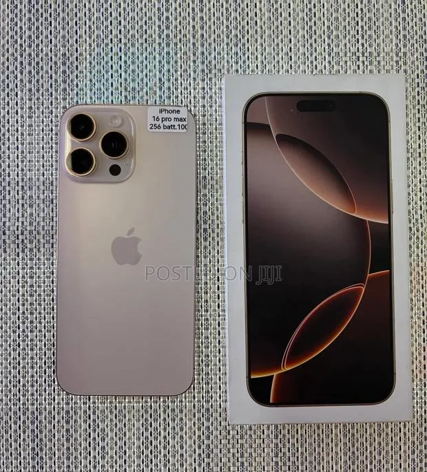 Apple iPhone 16 Pro Max 256 GB Gold · Photo 1