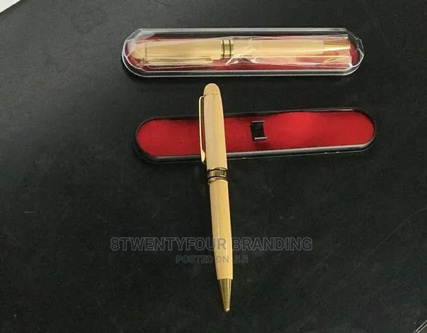 Wooden Pens · Photo 1