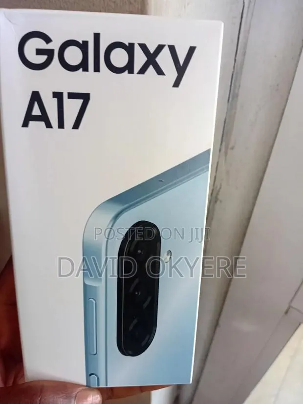 New Samsung Galaxy A17 128 GB Blue · Photo 1