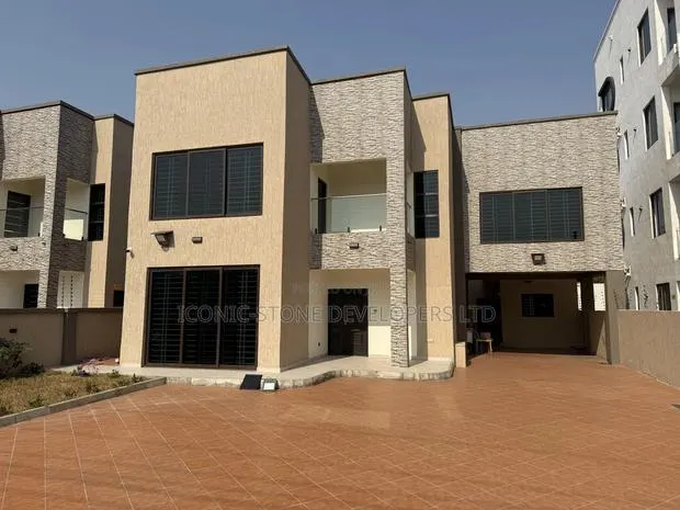 4bdrm House in East Airport, Tseaddo for rent · Photo 1