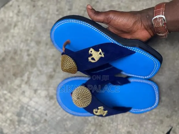 Royal Blue Ahenema · Photo 1