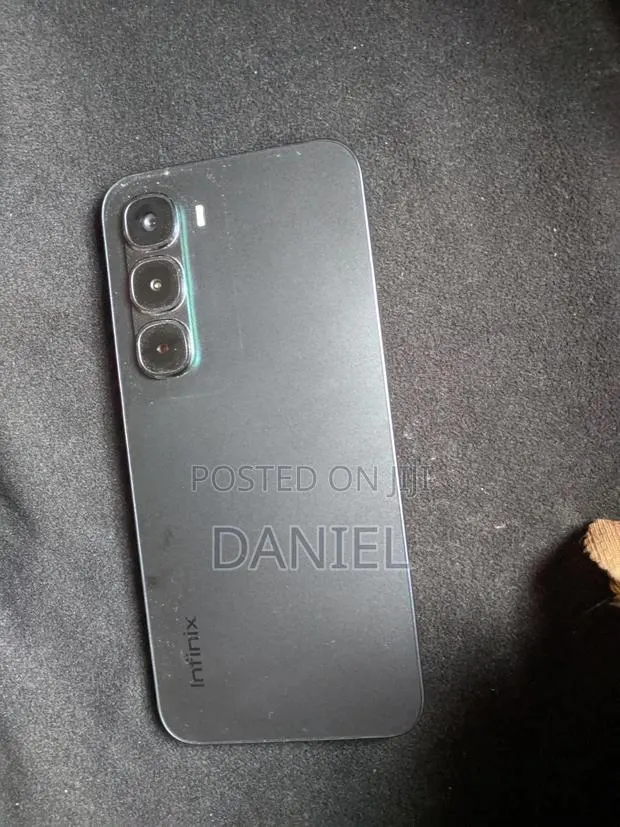 Infinix Hot 60 Pro 128 GB Black · Photo 1