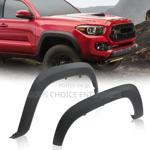 Fender Moulding Tacoma 2016-2020 · Photo 1