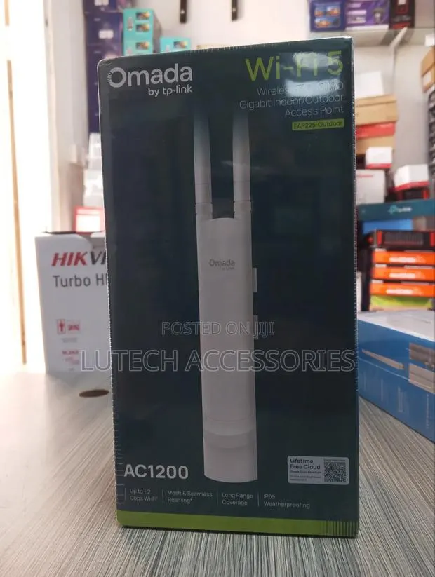 TP Link Wi-Fi 5 Wireless MU-MIMO Gigabit Indoor/Outdoor Access Point · Photo 1