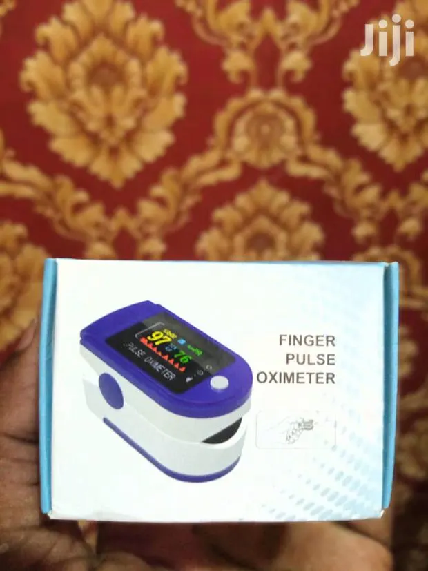 Finger Pulse Oximeter · Photo 1