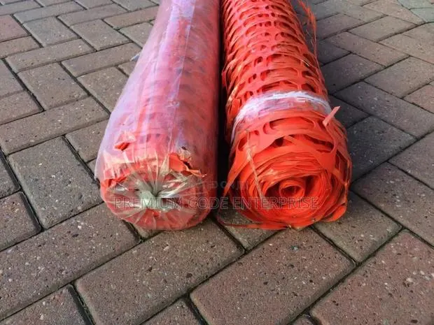 Safety Barrier Mesh Fence, Plastic Temporary Fencing Roll (1m X 50m) · Photo 1