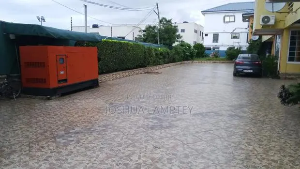 2bdrm Apartment in Labone Estate, Coffee Shop Area for rent · Photo 1