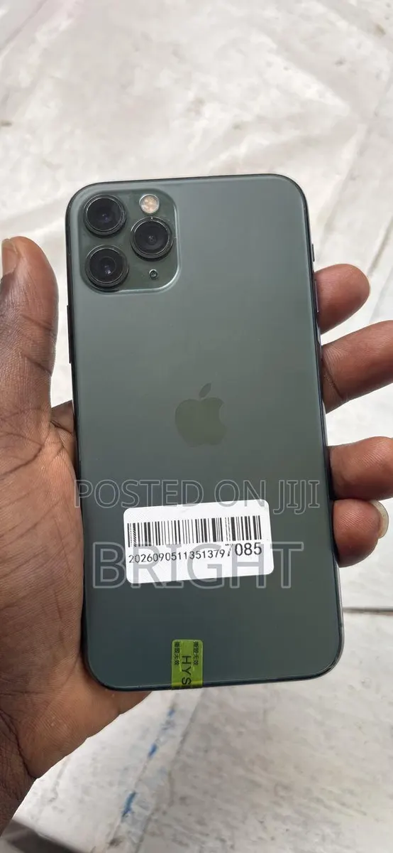 Apple iPhone 11 Pro 256 GB Gray · Photo 1