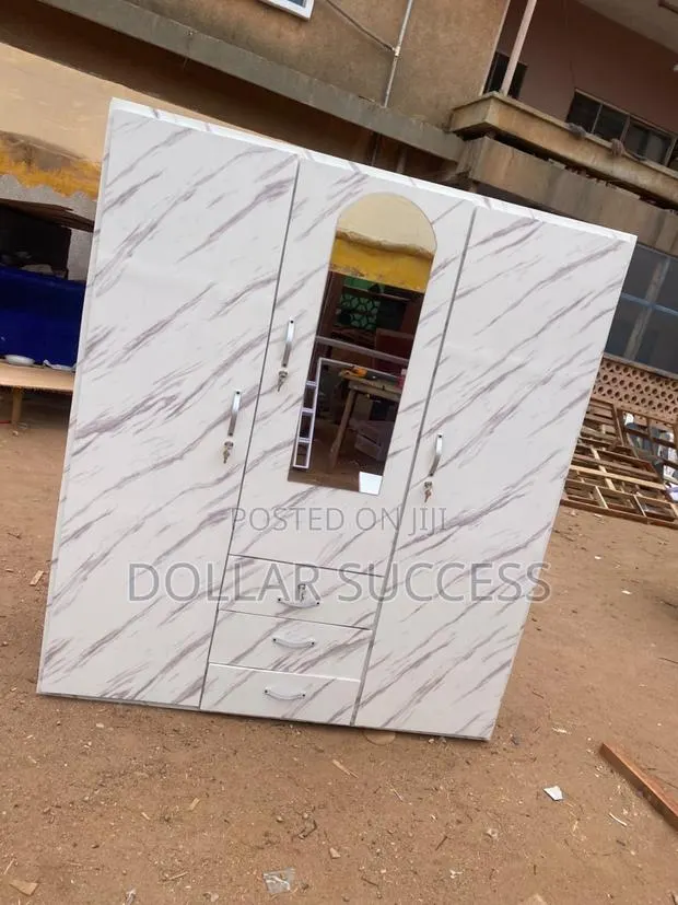 Reliable and Durable Wardrobe · Photo 1