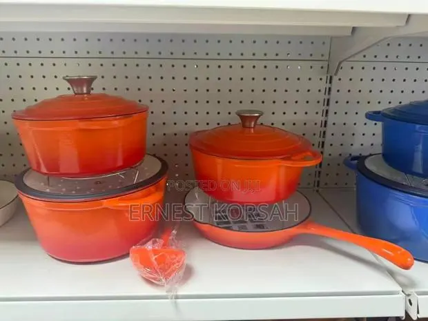 7 Pcs Cast Iron Cereamic Cookware · Photo 1