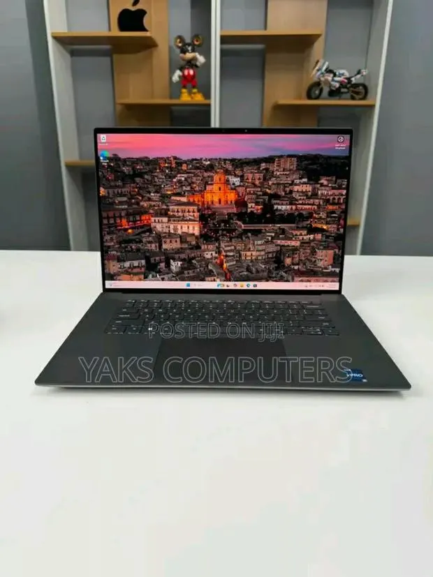 Laptop Dell XPS 13 16GB Intel Core i7 SSD 512GB · Photo 1
