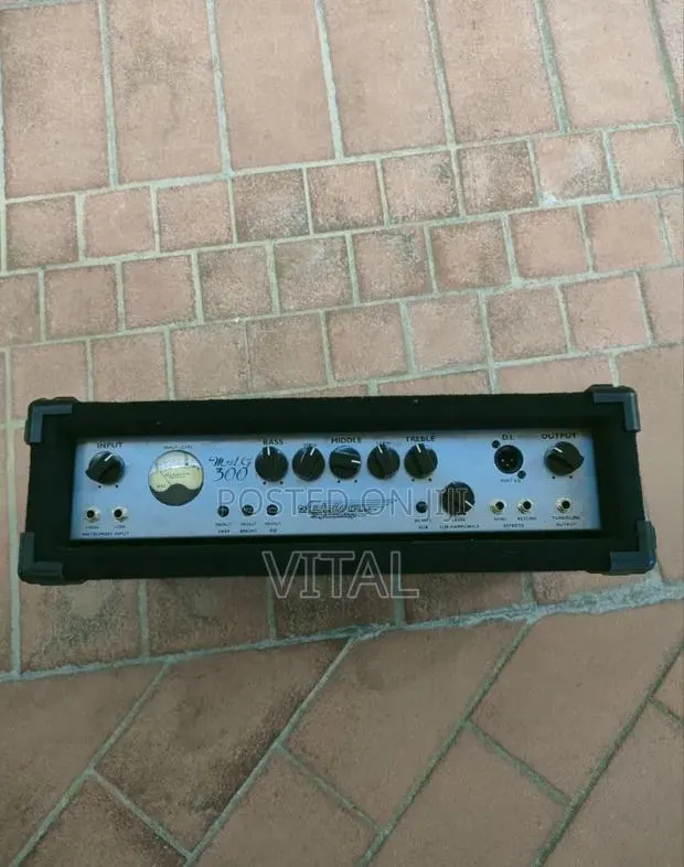 Ashdown Mag 300 Bass Combo Amplifier · Photo 1
