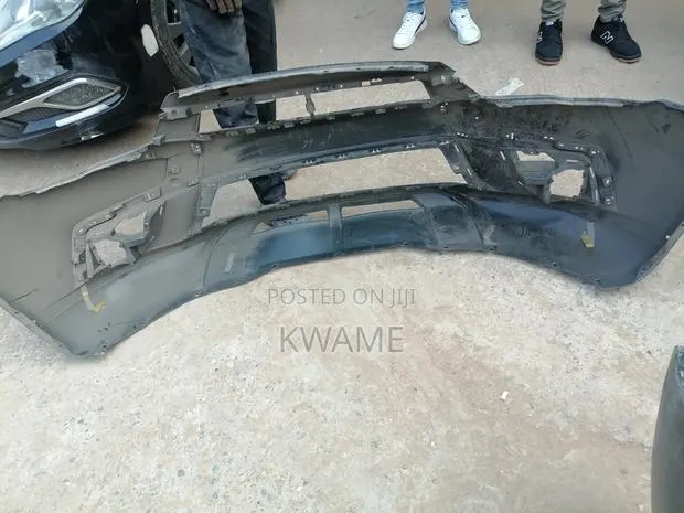 Mitsubishi Outlander 2016-2018 Front Bumper · Photo 1