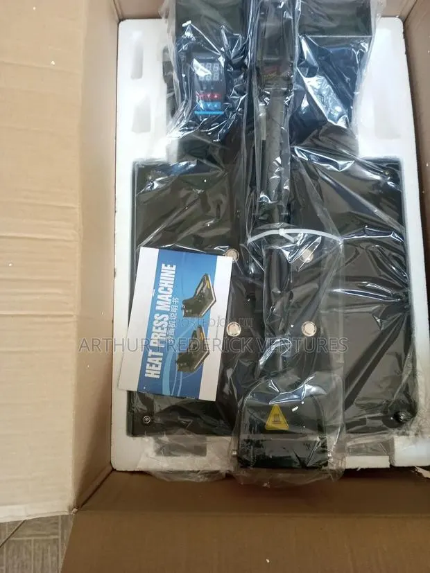 38 *38 Heat Press Machine · Photo 1