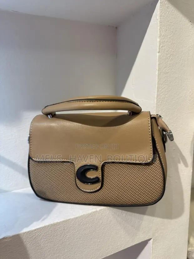 Premium Handbags · Photo 1