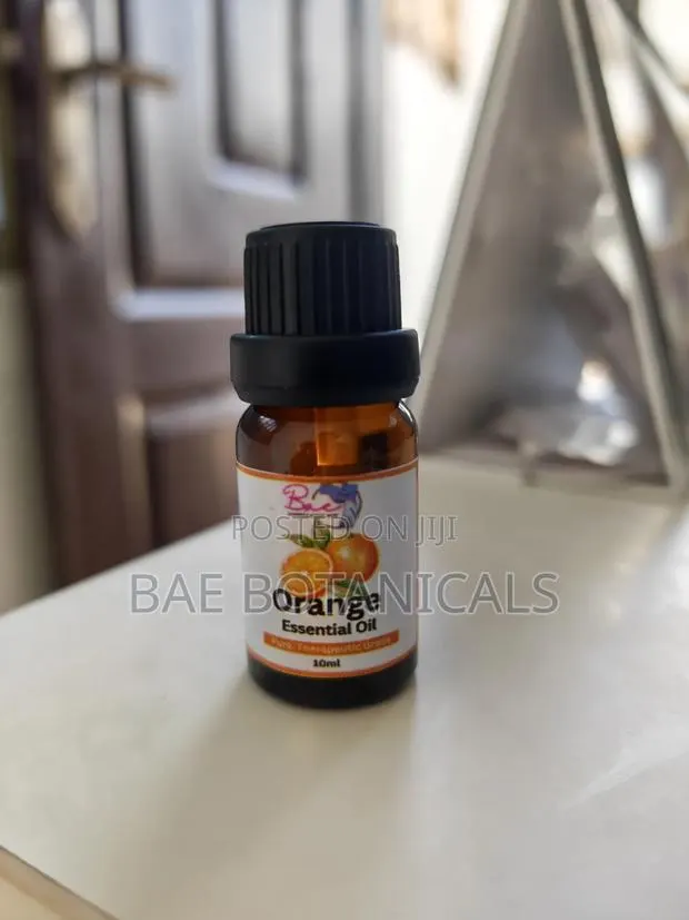 Orange Essential Oil · Photo 1