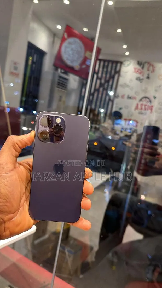 Apple iPhone 14 Pro Max 128 GB Purple · Photo 1