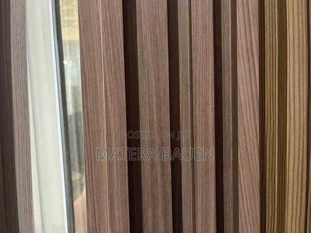 Brown Decorated Wall Panels · Photo 1