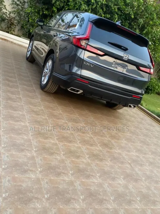 New Honda CR-V EX-L AWD 2023 Gray · Photo 1