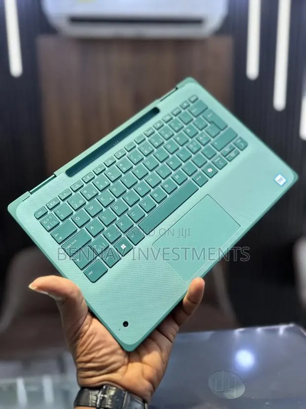 New Laptop HP ProBook 11 X360 G1 EE 8GB Intel SSD 256GB · Photo 1