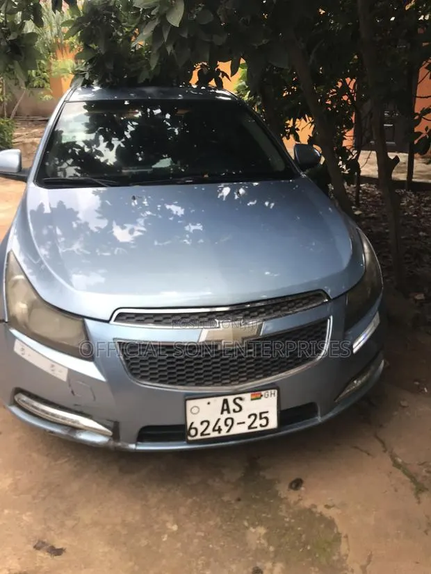 Chevrolet Cruze LS · Photo 1