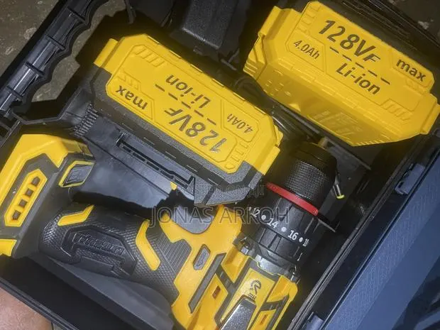 Large Battery Drilling Machine 128 Volts · Photo 1
